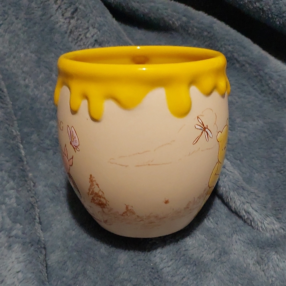Disney Winnie the Pooh Mug with Yellow and Brown Accents - Picture 6 of 6